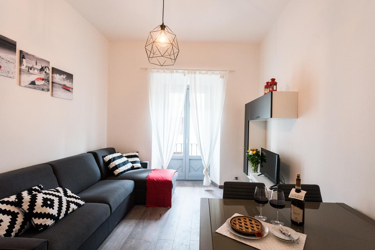 Central & Modern Apartment By Rent All Côme Esterno foto