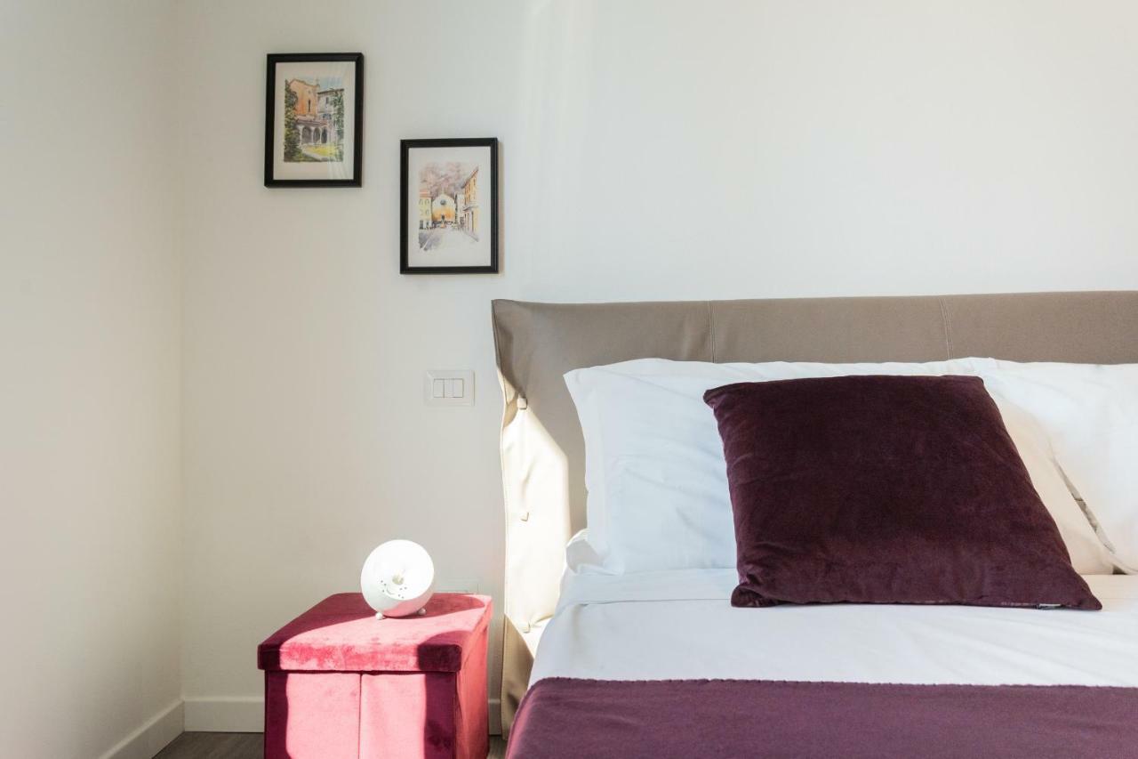 Central & Modern Apartment By Rent All Côme Esterno foto